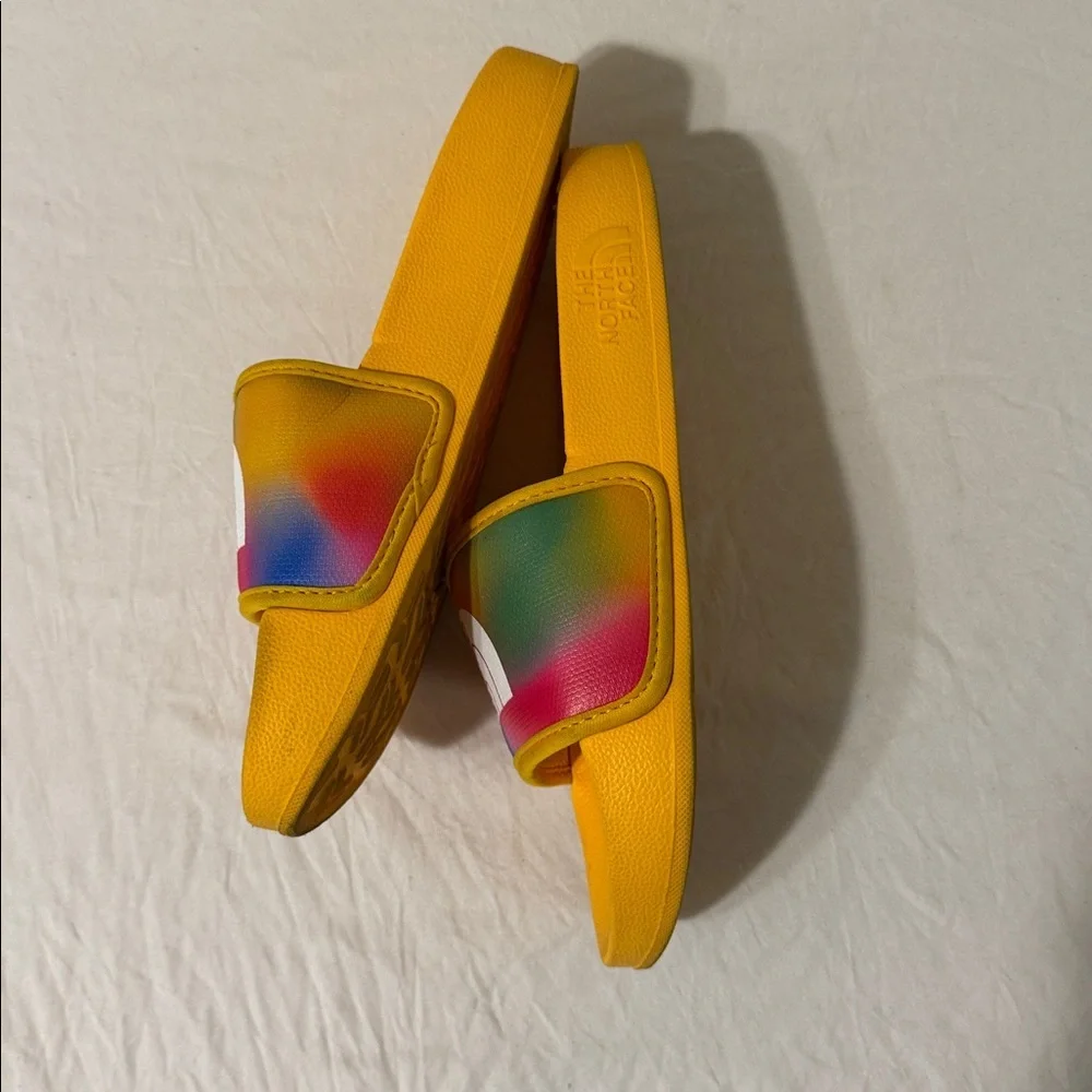 The North Face  kids 2 Vibrant Yellow Slide Sandals